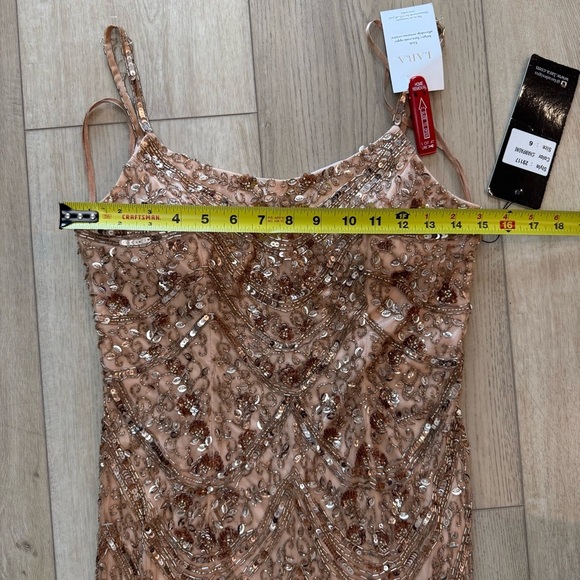 Lara Scoop Neck Beaded Elegant Sequin Prom MOB Evening Gown Blush Women’s 6 NEW - Picture 12 of 16